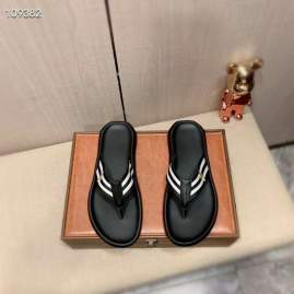Picture of Gucci Slippers _SKUGuccisz38-45jyh03102535